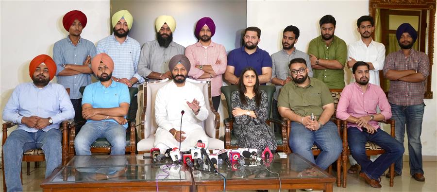 AAP Appoints MP Meet Hayer and MLA Amritpal Singh Sukhanand as Election In-charges for PUCSC Polls